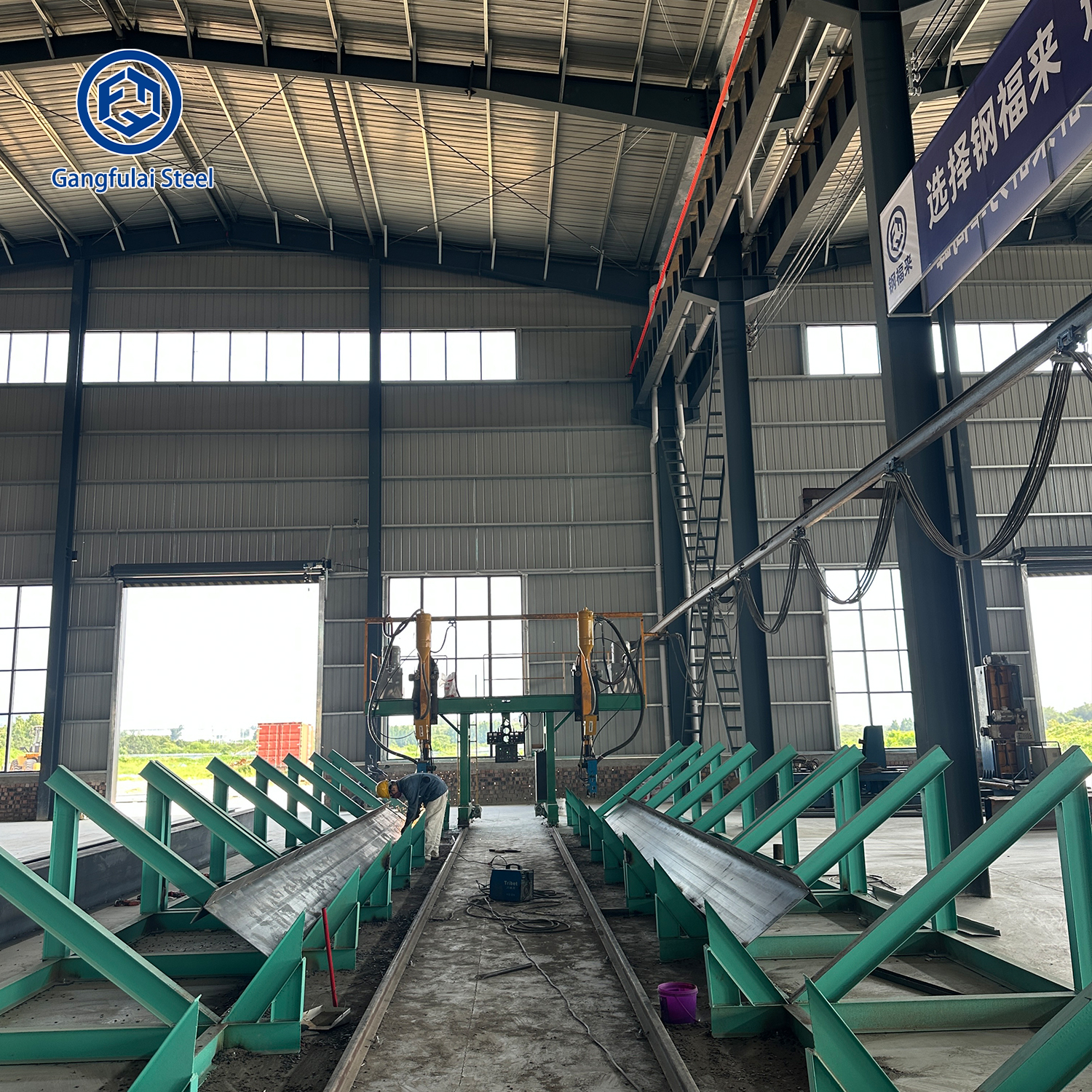 ISO Standard Modular Commercial Modern Steel Structure Prefabricated Warehouse Fire Proof Fast Office Building Garage Shed