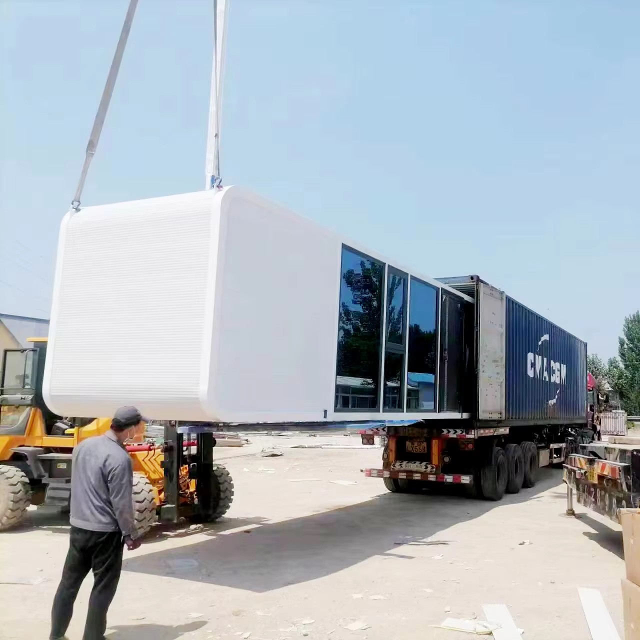 Containerized finished product shipping