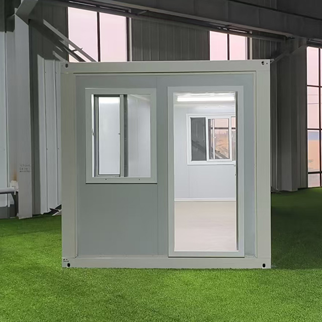 20ft Foldable Container House Waterproof Fireproof Prefab Temporary Accommodation for Workers
