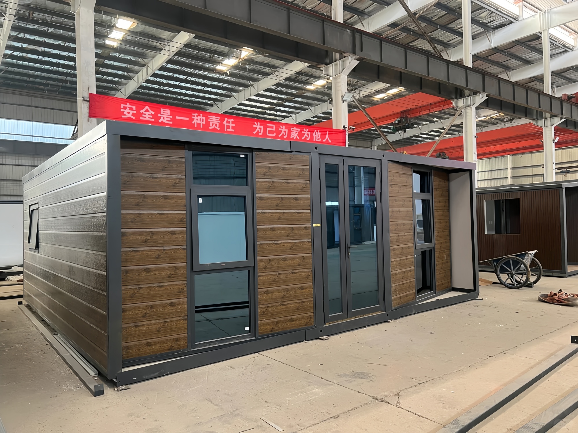 Expandable Prefabricated Cabin Bedroom Design