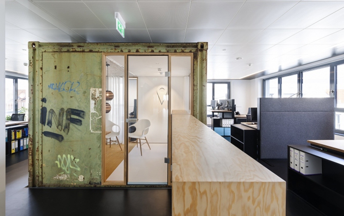 Container Studio Case 1
