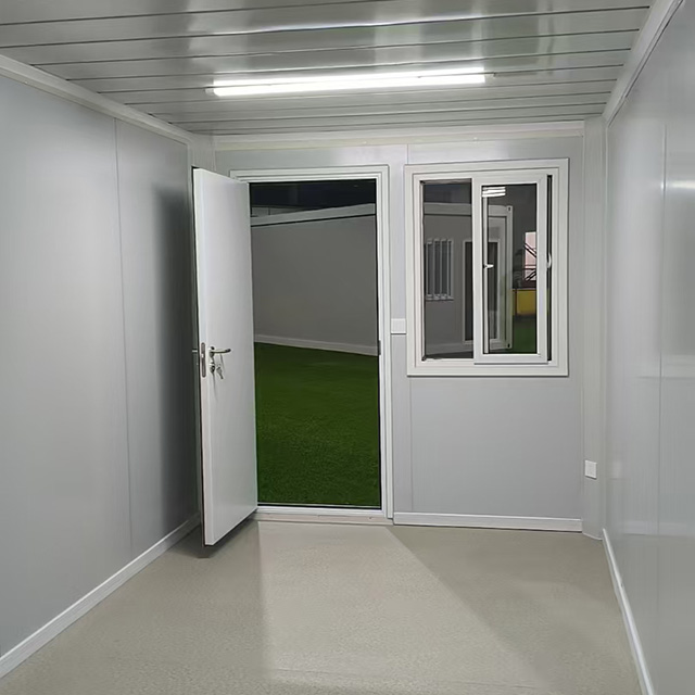 20ft Foldable Container House Waterproof Fireproof Prefab Temporary Accommodation for Workers