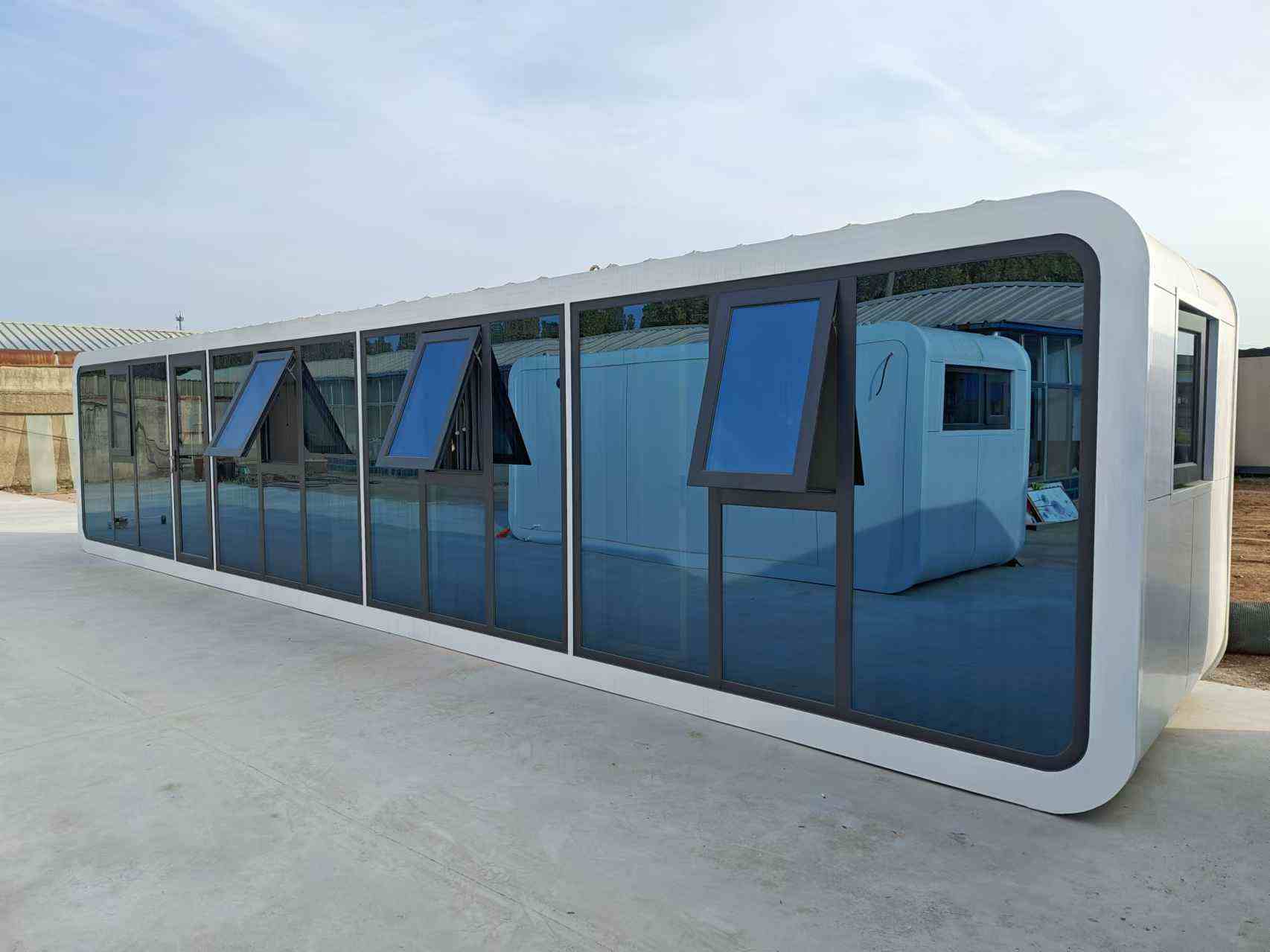 Prefabricated Apple cabin house 40ft Interior