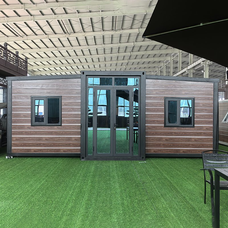 Luxury Modular Prefabricated 2 Bedroom Portable Container House Furnished Mini Casa
