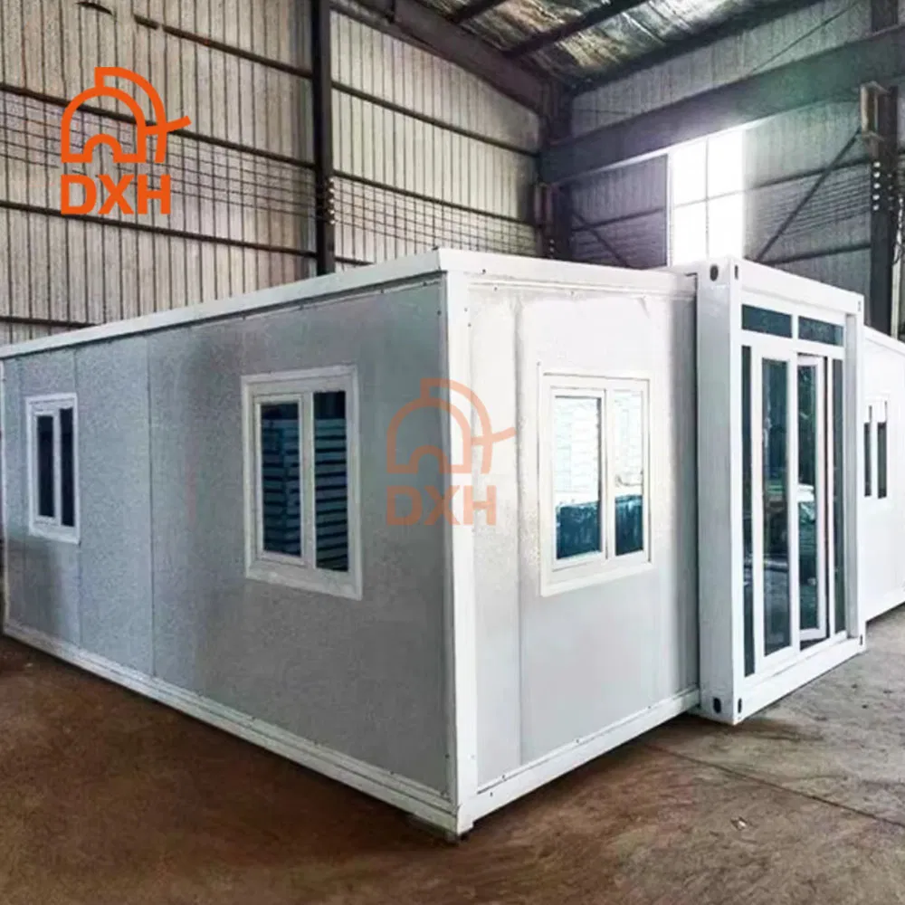 Top 10 20FT 30FT 40FT Beach Villa Hotel Classroom Restaurant Folding Prefabricated Hotel Office Mobile Modular Tiny Living Prefab Expandable Container House