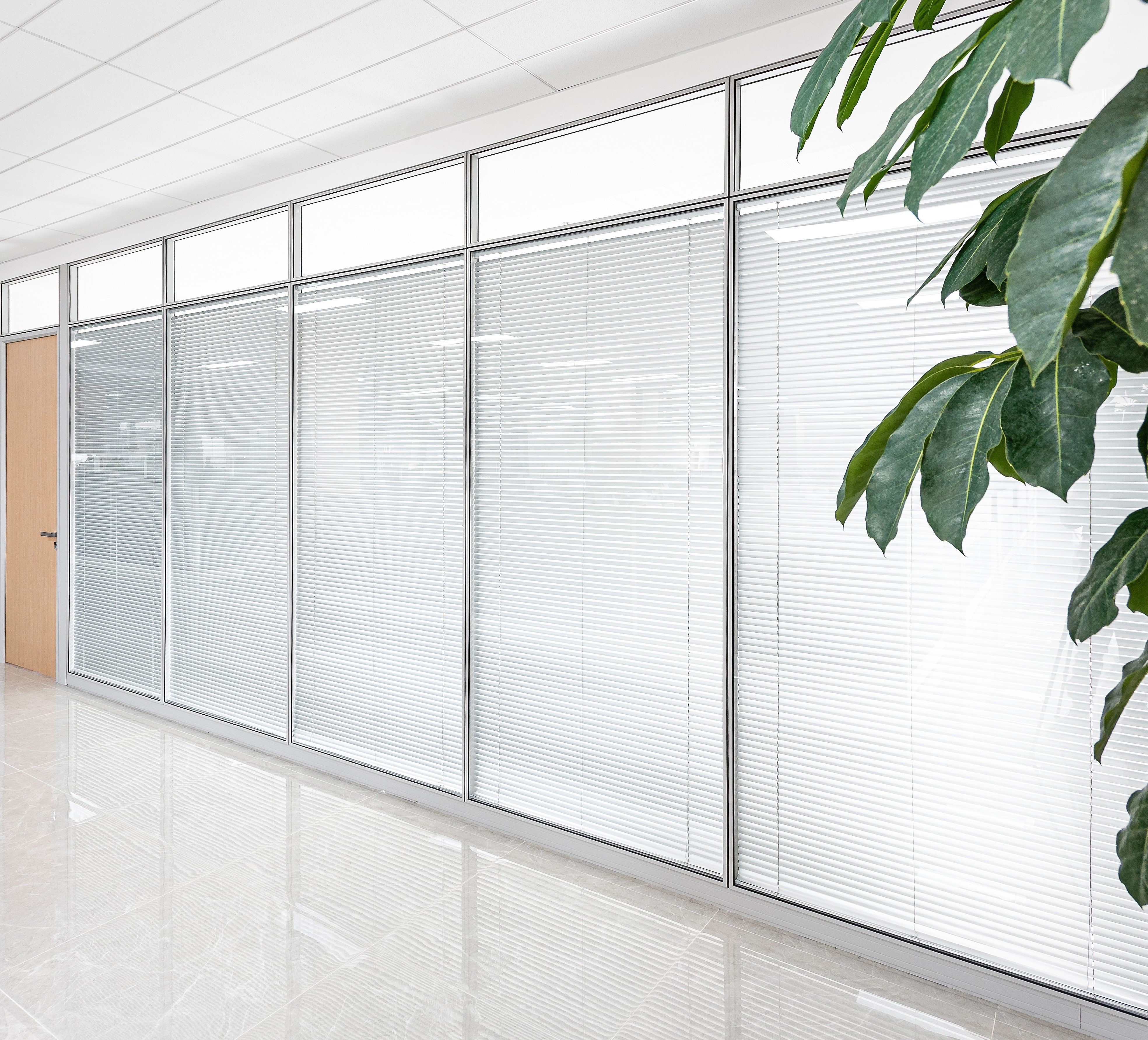 Integrated louvers partition