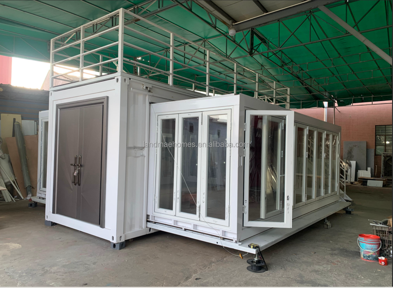 20-Foot Prefab Shipping Container House Expandable Steel Modular Cabin Slide-Out Feature Shop Commercial Use Malls