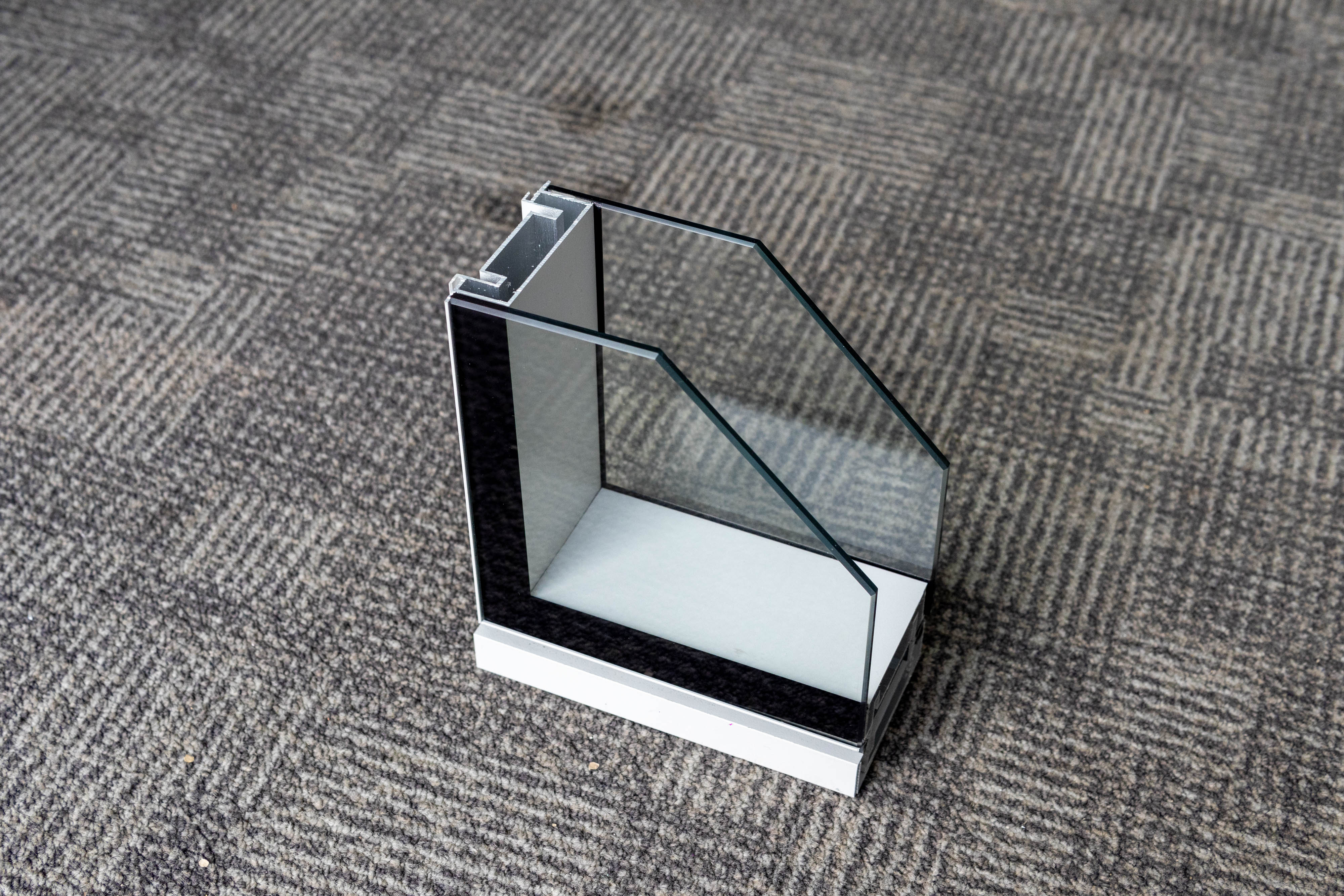 Invisible frame partition