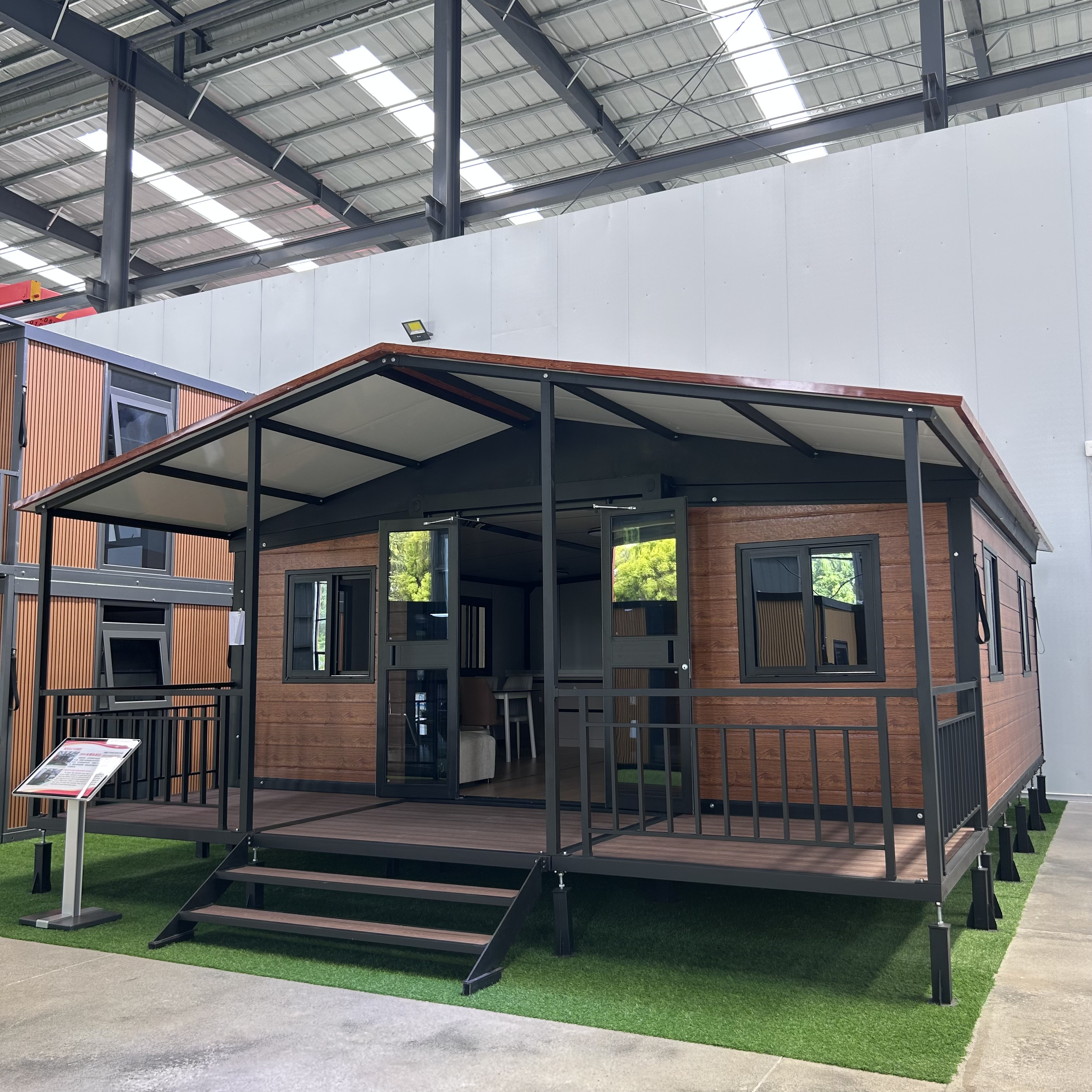 Flat Pack Expandable House 20ft 40ft Foldable Expand Design Complete Living Space 2-3 Bedroom Pre-fitted Family Prefab Home