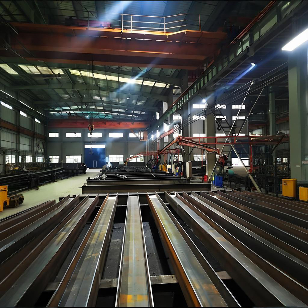 Practical Prefabricated Steel Structure Warehouses For Office Building Garage Shed