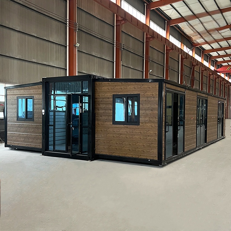 Prefab Cabin 40ft Container House With 3 Bedroom Expandable Container House for Home Use