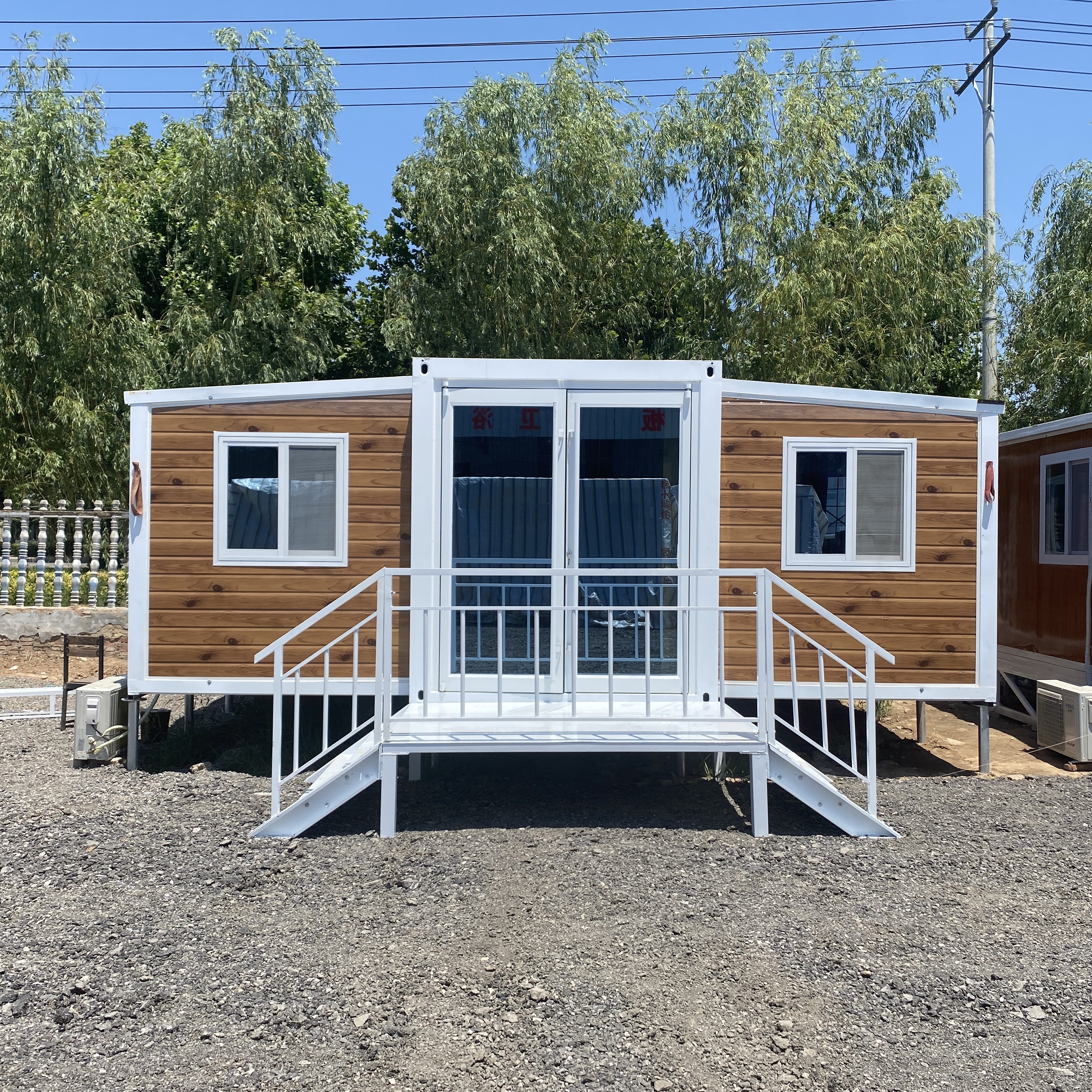 Ready To Ship Living Expandable Container House Modular Portable Prefab Home With Kitchen And Bathroom