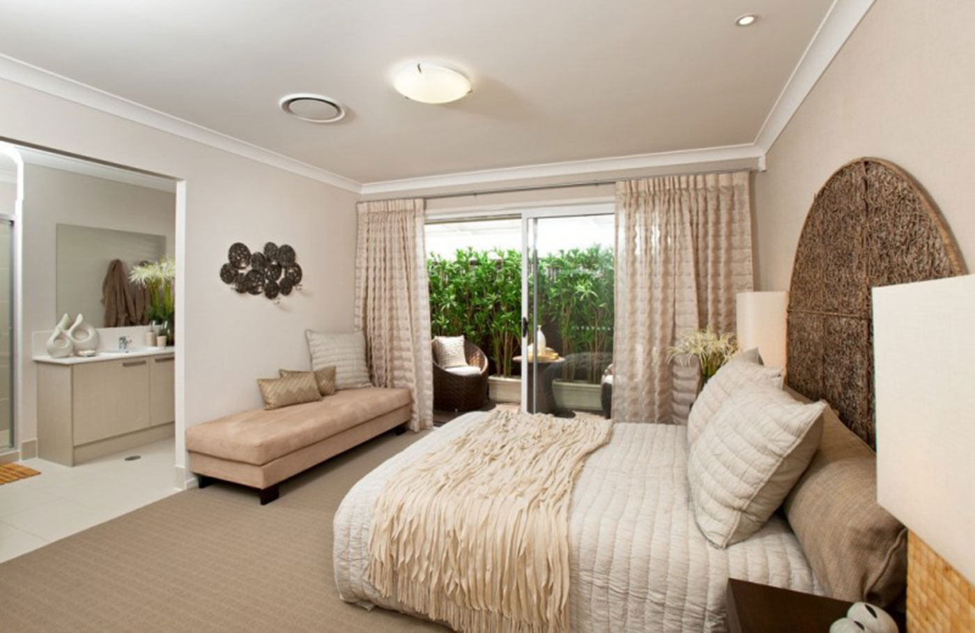 Detail Image 9