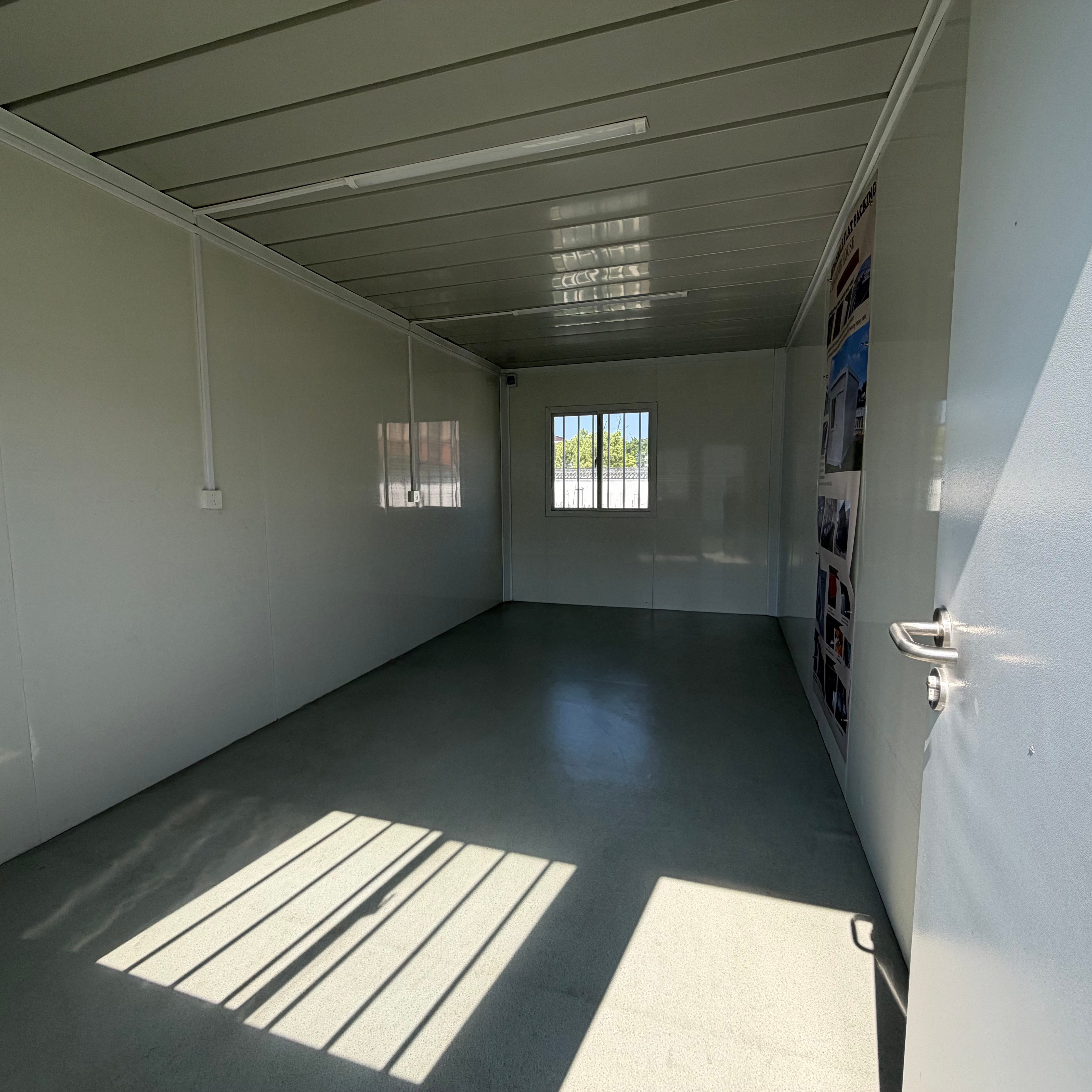 Modern Design 20ft Prefabricated Modular Portable School Detachable Flat Pack Container House Office Building Villa Apartment