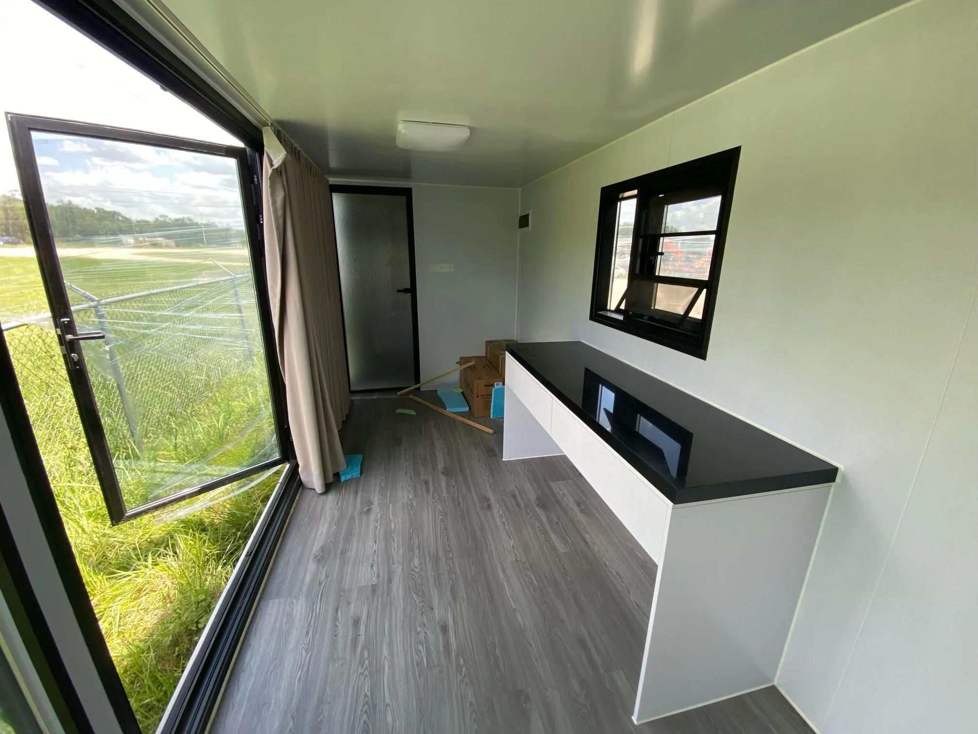Prefabricated Apple cabin house Detail 1