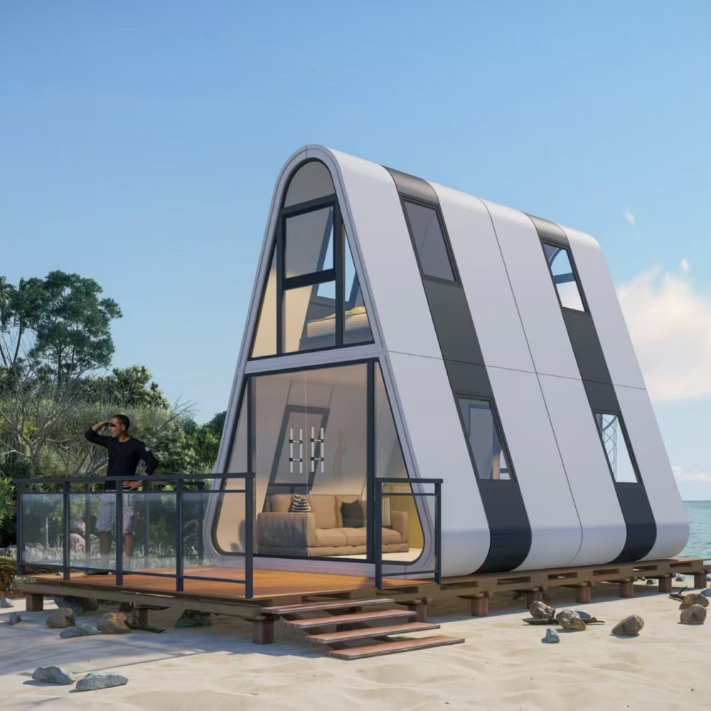 The Mobile Modular Prefabricated Steel House Is a Two-story Triangular Capsule Villa Used for the Hotel's Bedrooms and Offices