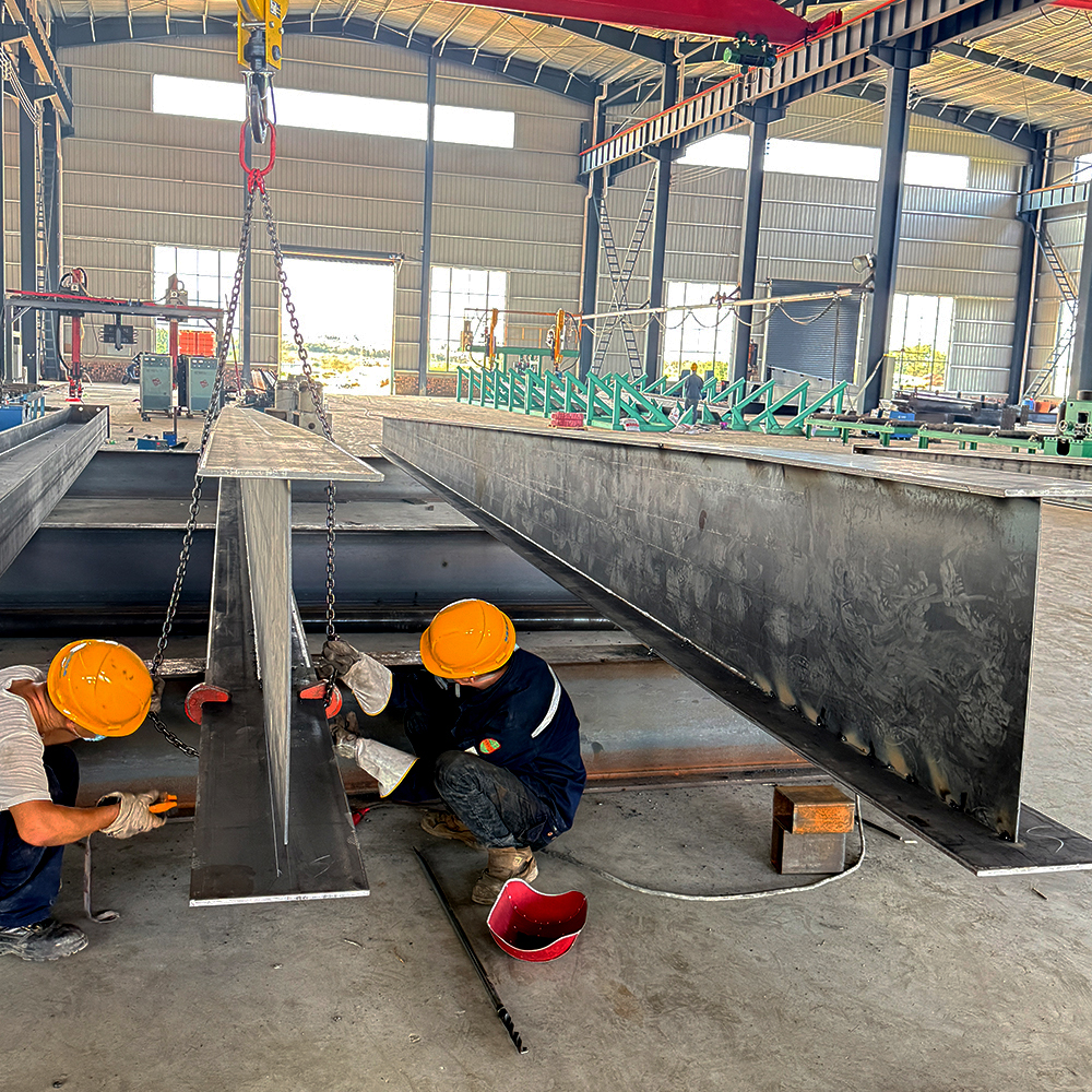 Manufacturer Price Low Cost Light Steel Structure Heavy Industrial Prefab Metal Building