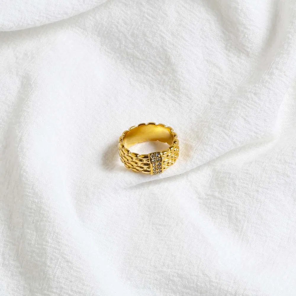 Manufacturer Custom Good Quality Ring, Engagement Rings for Women, Diamond Rings Fashion Jewelry 18K Gold