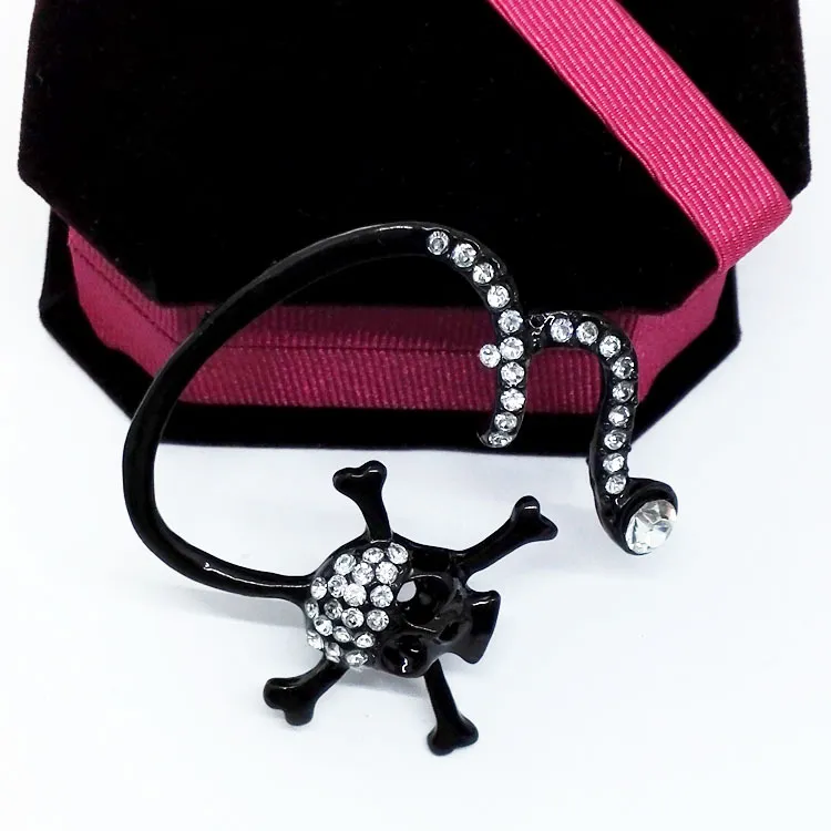 Skull Earring Cuff