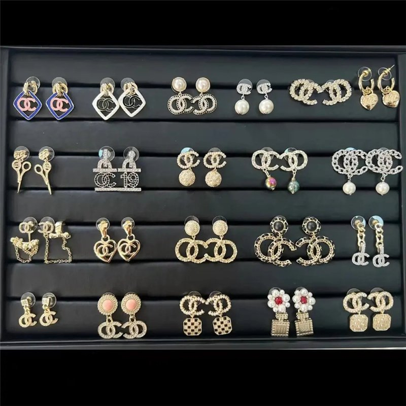 Luxury Designer Earrings Famous Brand D Star Pearl Stud Earring Gold Plated Fashion Jewelry Diamond Women Accessories