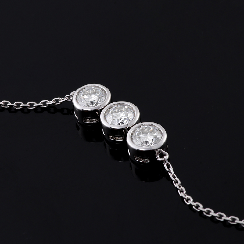 Hot Sale Classic Design Au750 18K Gold Loose Moissanite Diamond Bracelet Solid Gold Charms Bracelet Fine Jewelry