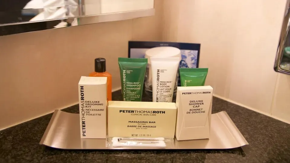 Disposable Hotel Kit