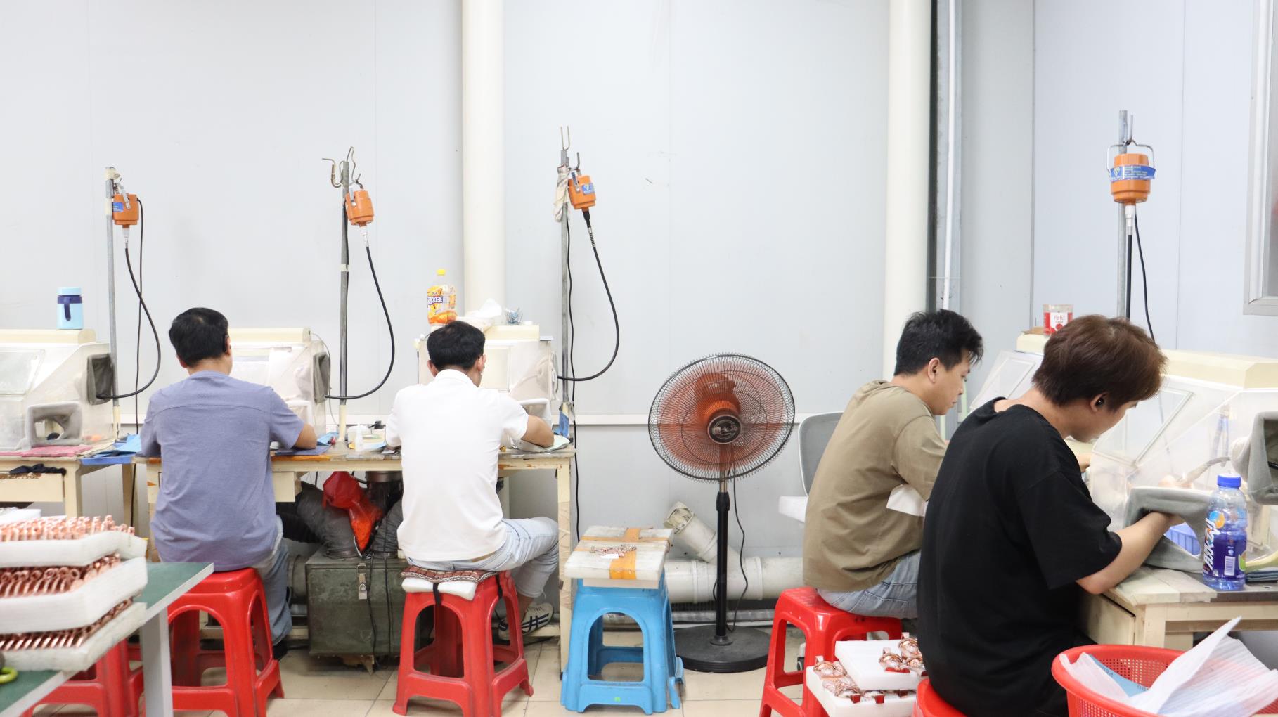 Grinding process — surface treatment and shaping of jewelry pieces