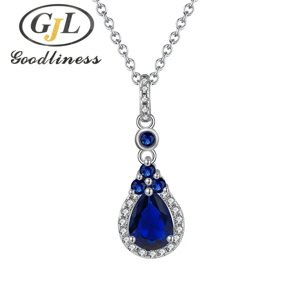 Pendant Necklace Photo 1