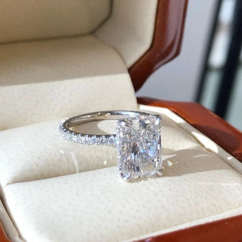 Factory Custom Wholesale Vvs Moissanite Fine Jewelry 925 Silver 10K 14K 18K Solid Gold Diamond Emerald Radiant Cut Engagement Ring 1 2 3 CT Carat