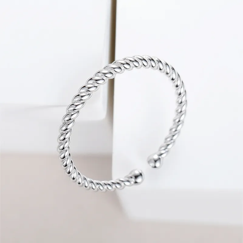 Twisted Ring View 4