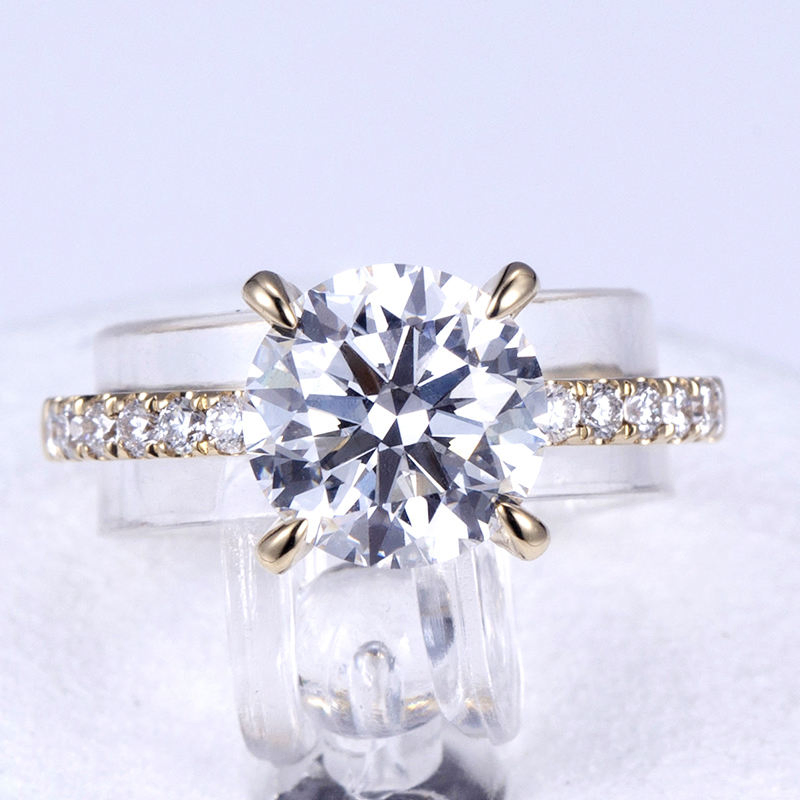 Beautifully Designed Gemstone 18K Solid Gold Lab Grown Diamond Fine Jewelry Ring