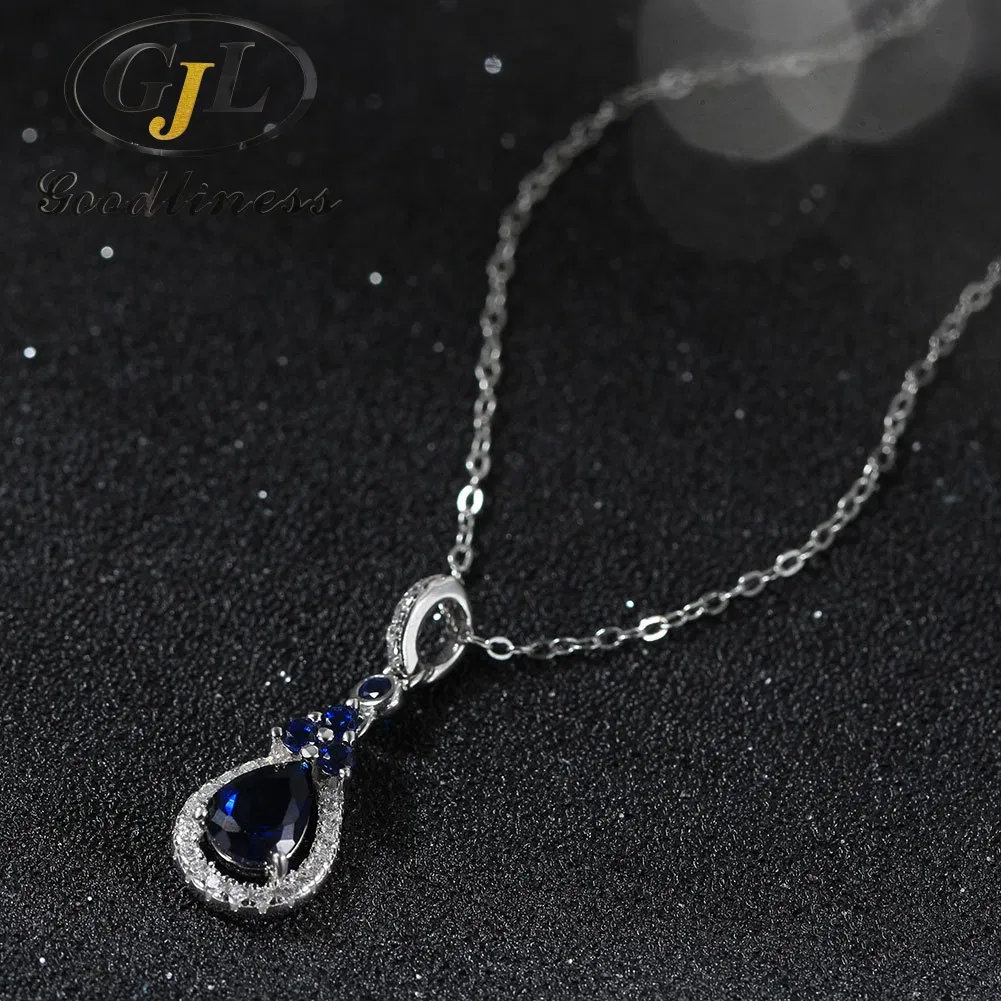 Pendant Necklace Photo 4