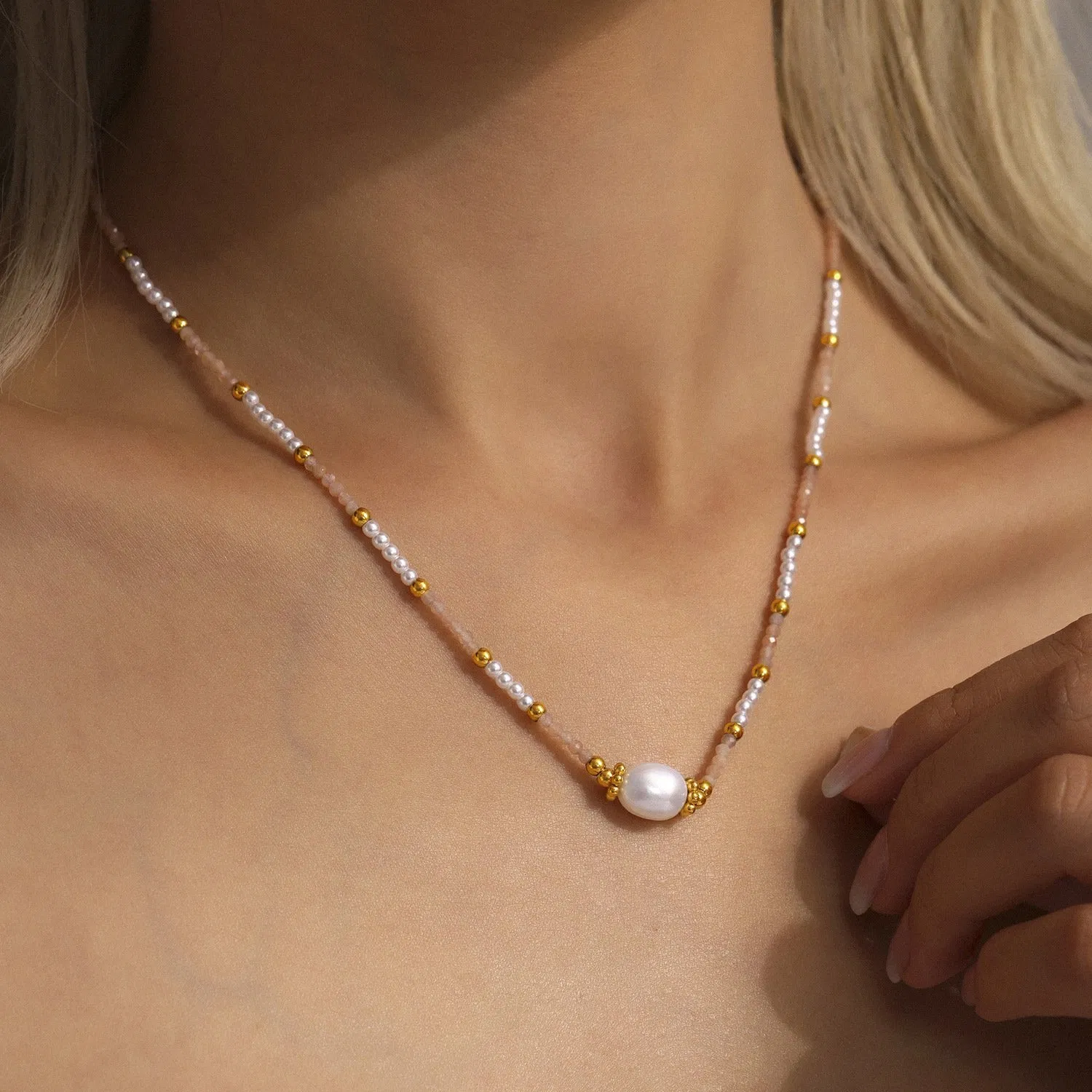 French Small Bezel Cut Natural Stone Handmade Chain Rice Bead Necklace Art Romantic Necklace