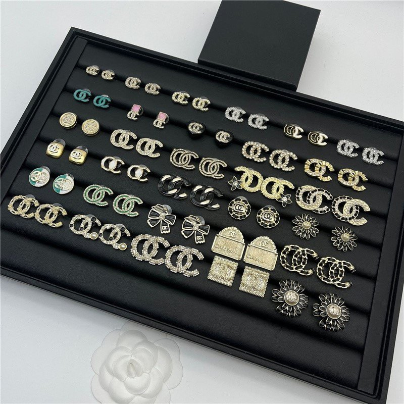 Luxury Designer Earrings Famous Brand D Star Pearl Stud Earring Gold Plated Fashion Jewelry Diamond Women Accessories