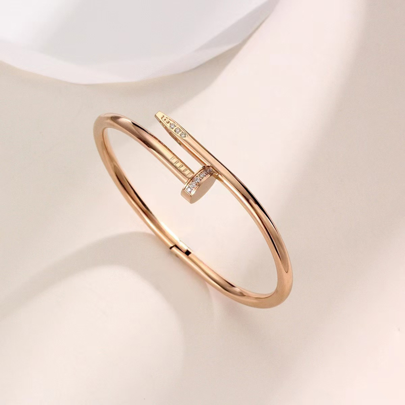 Luxury Brand Cuff Nail Bracelet 18K Yellow Gold with Diamonds Bangle Fashion Jewellery Accessories