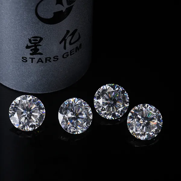 E/F Clear White Moissanite