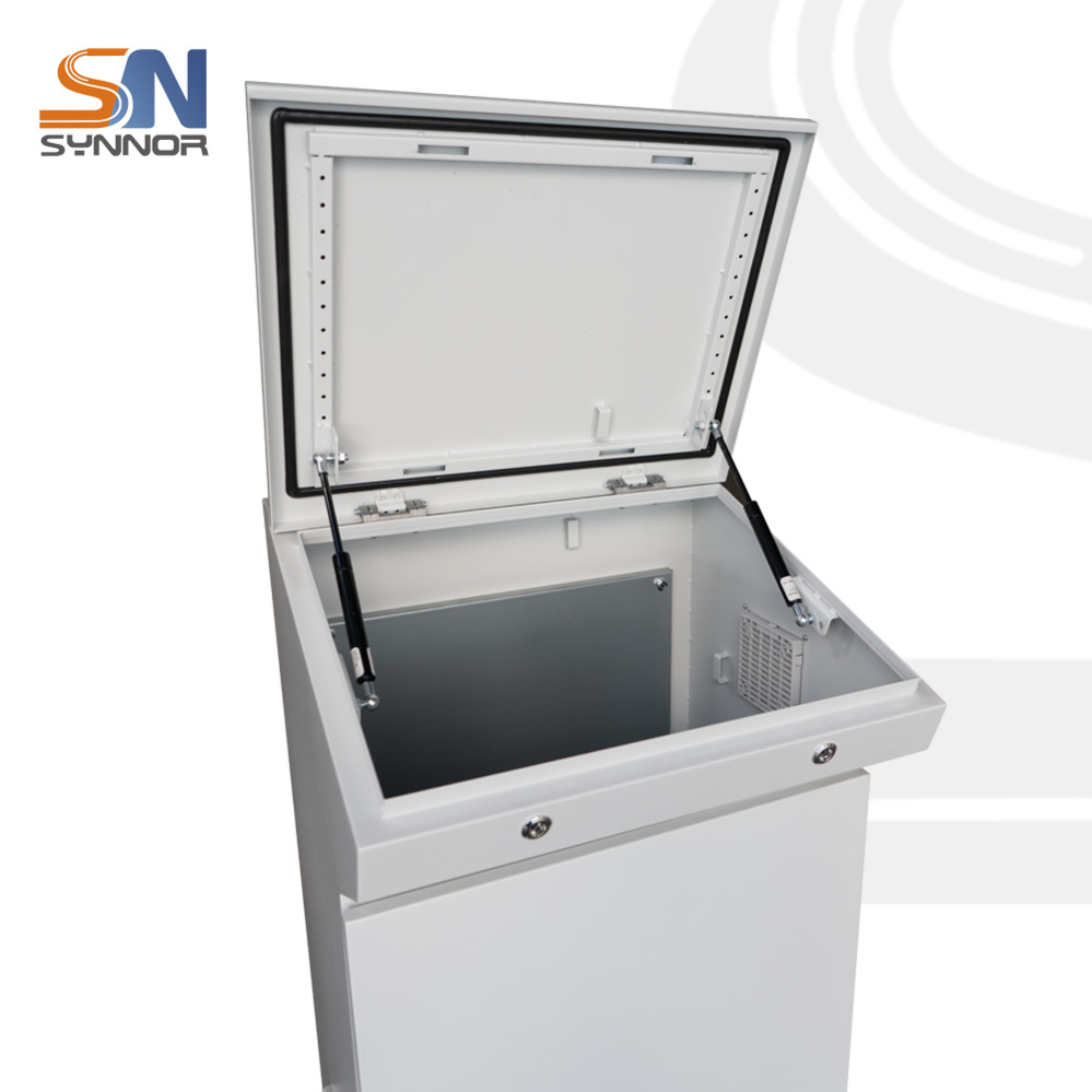 Metal Electronic Bevel Console with Three-Section Design Operator Control Cabinet