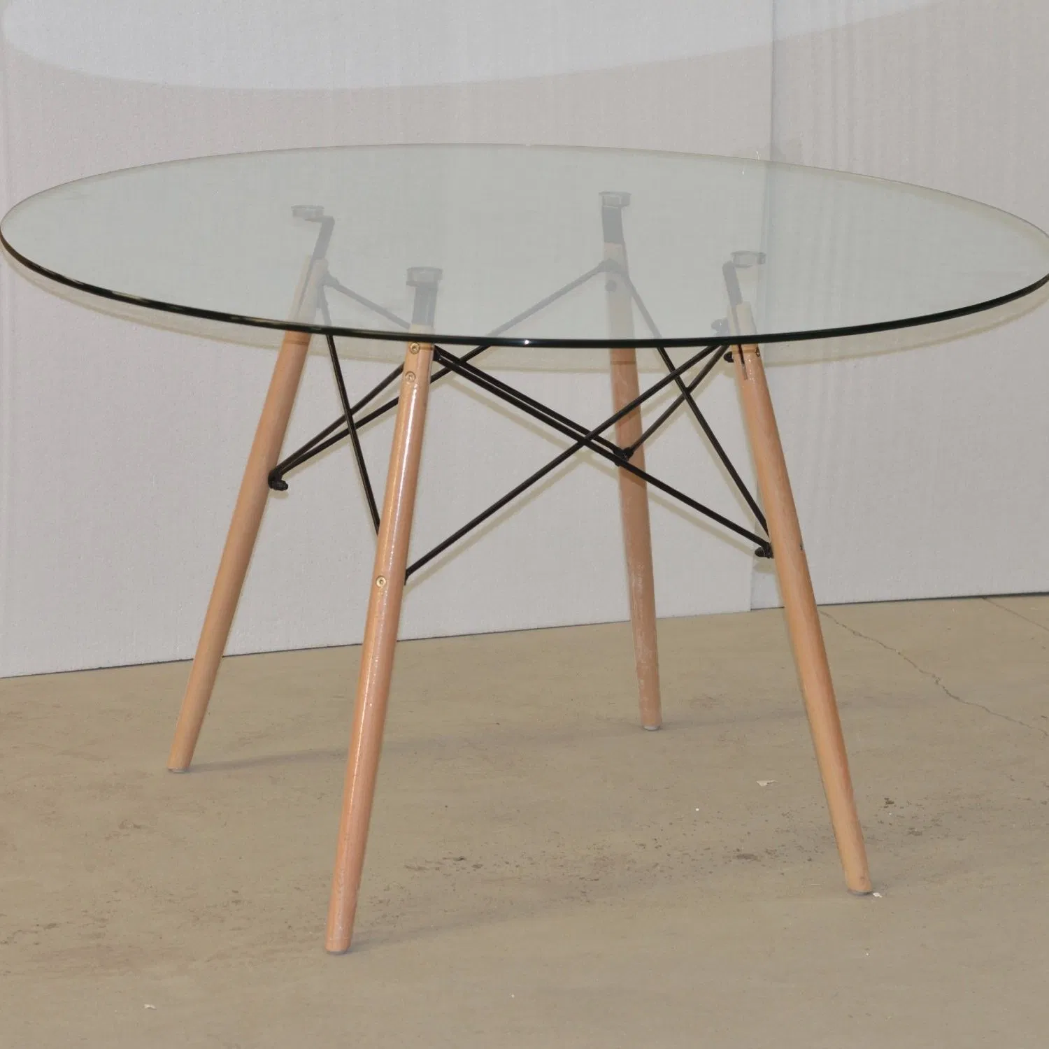 Chinese Modern Restaurant/Home/Office Furniture Tempered Glass Rectangle Dining Table with Solid Wood Legs