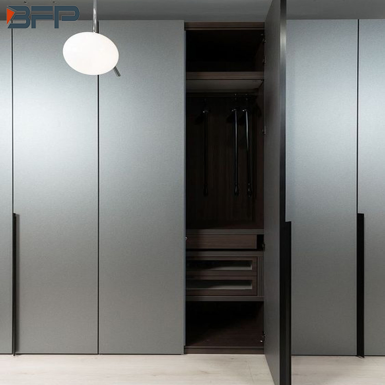 2023 Chinese Manufactured Modern Style Swing Door Wardrobe
