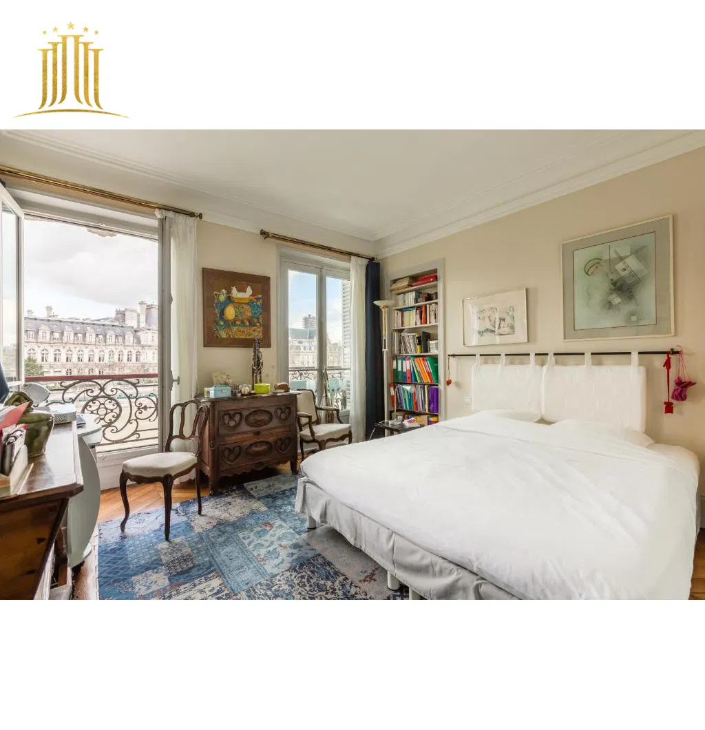 Chinese Classic European 5 Star Hotel Antique King Size Wooden Vintage Bedroom Wardrobe Designs Furniture 2022