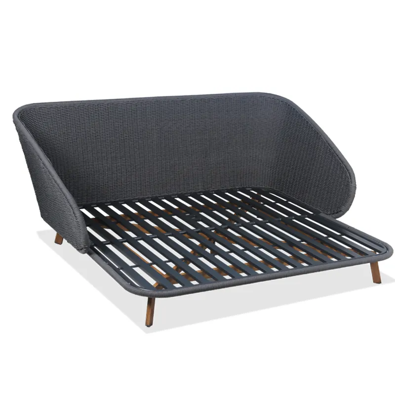 Outdoor Daybed View 2