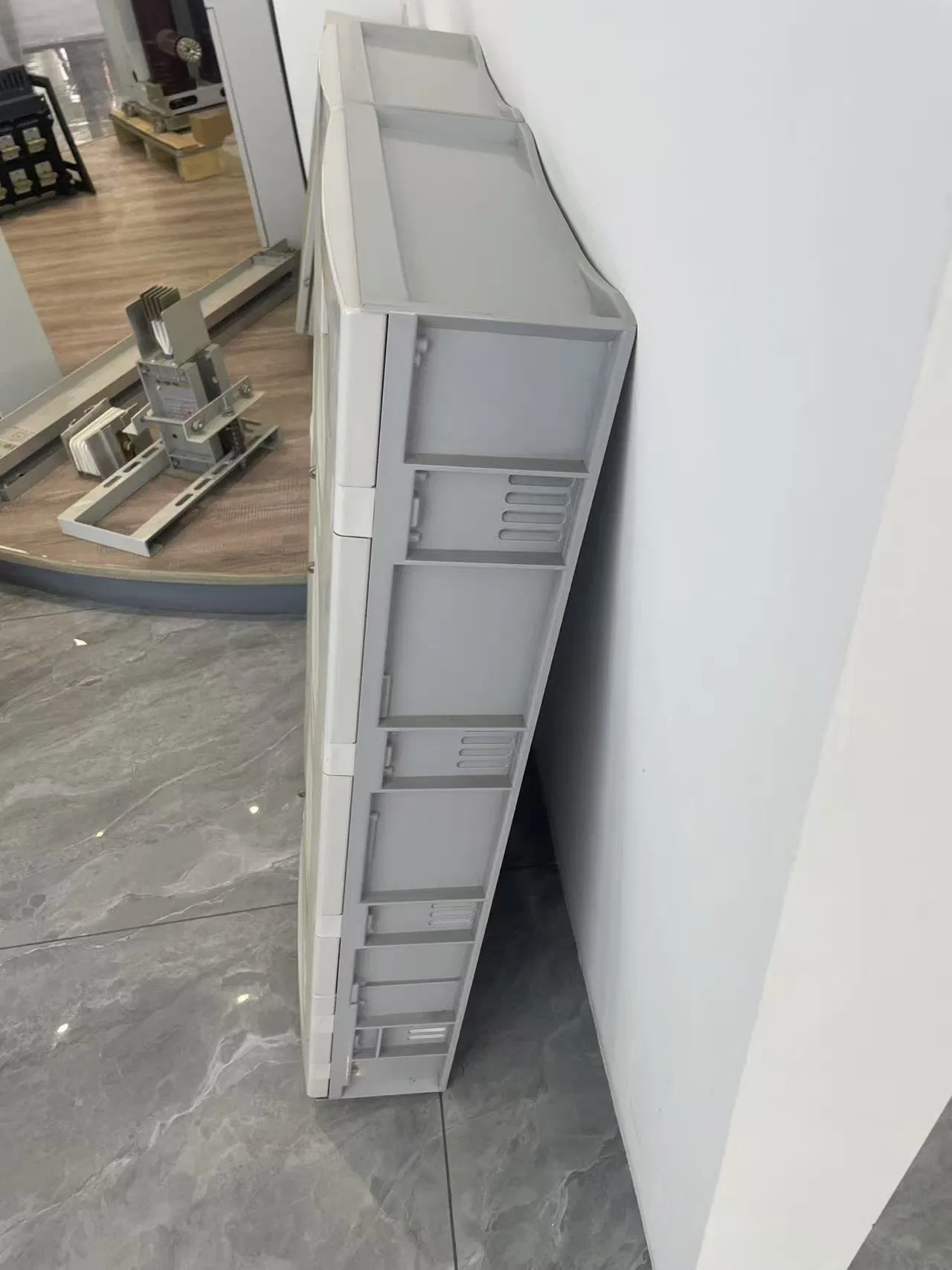 Advanced Power Distribution Unit for Electric Vehicle Stations