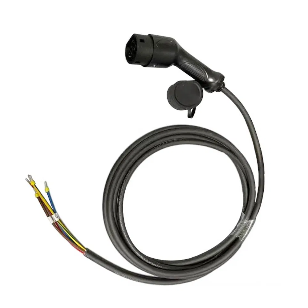 EV Charger IEC 62196 Type 2 Charging Equipment 3 Phase Type 2 Female Vehicle EV Charging Plug