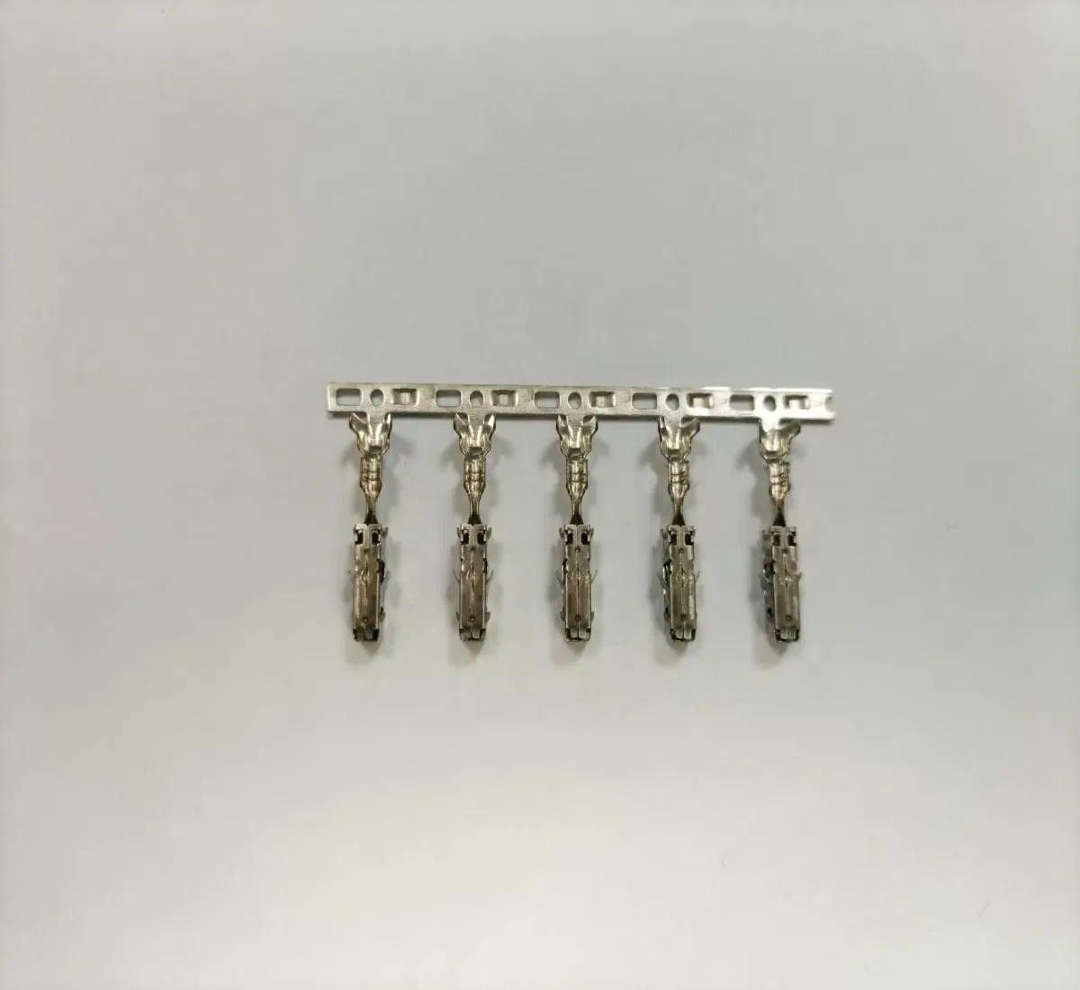 Spring Hook Female Terminal DJ621-D9.5 - Heavy Duty Automotive Wiring