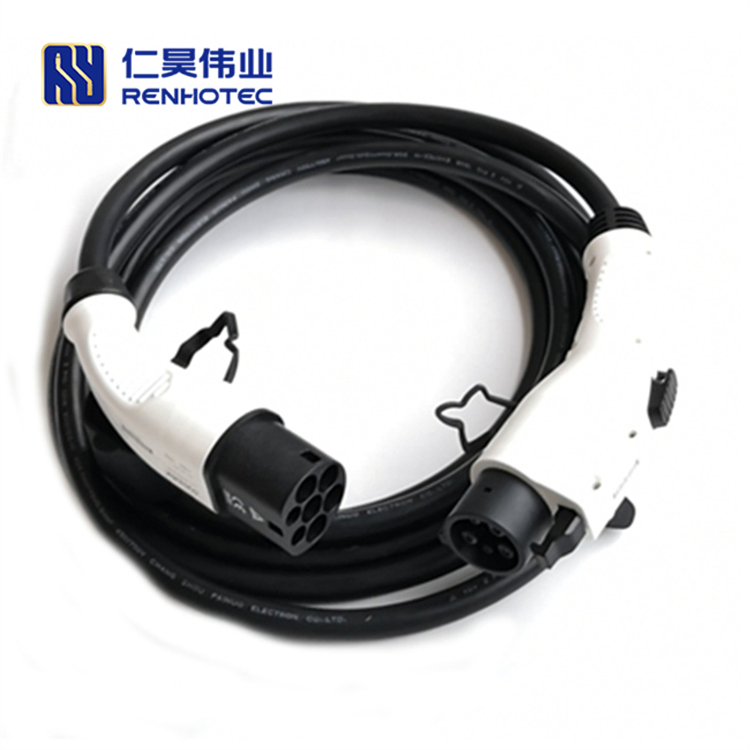 Mode 3 EV Charger IEC 62196 Type 2 to Type 1 Connector 16A 32A Charging Plug with 5 Meters Cable