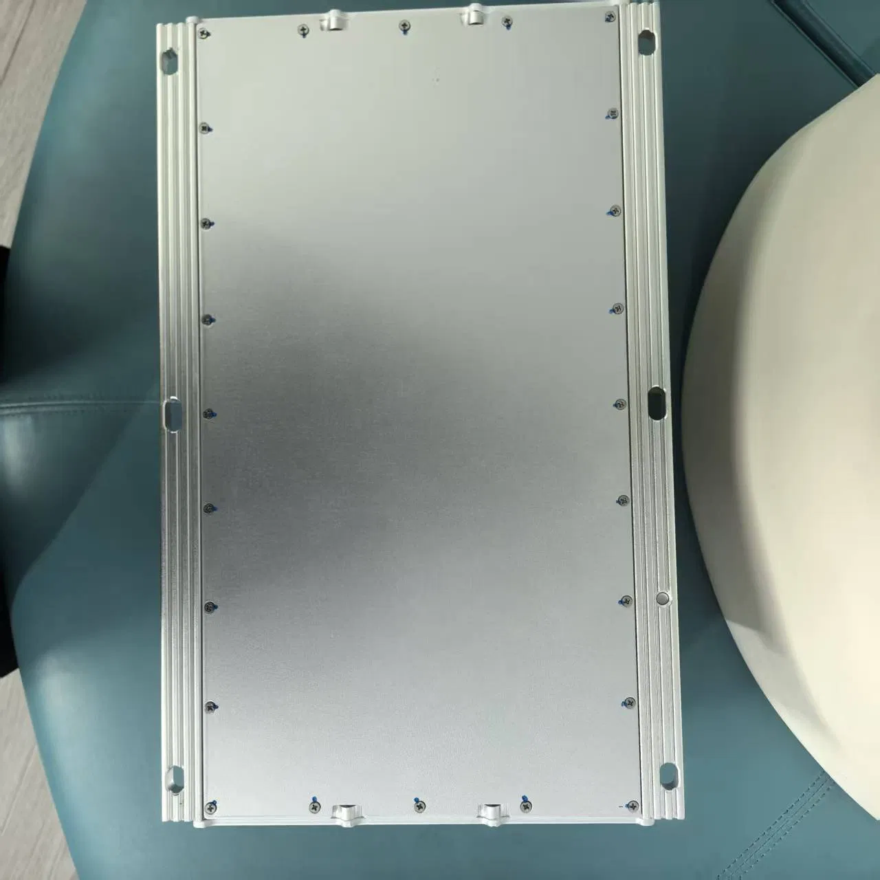 7. High-Capacity Power Unit with Multiple Charging Options and LCD Display