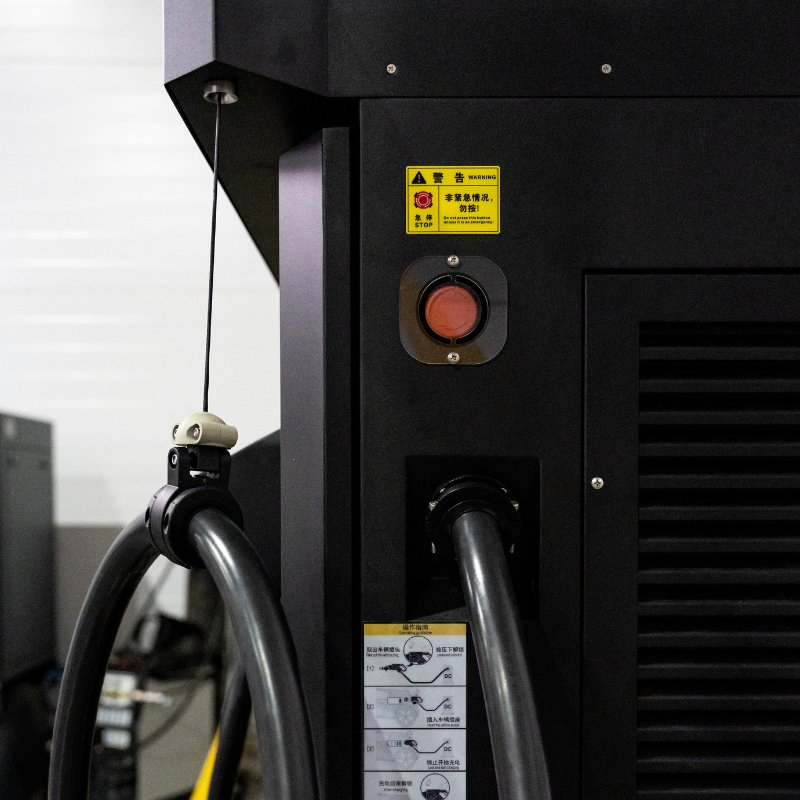 Byd Supplier Ultra Fast Public IP55 Dust Water Proof 180kw 240kw Car Station Charger for Charging Point