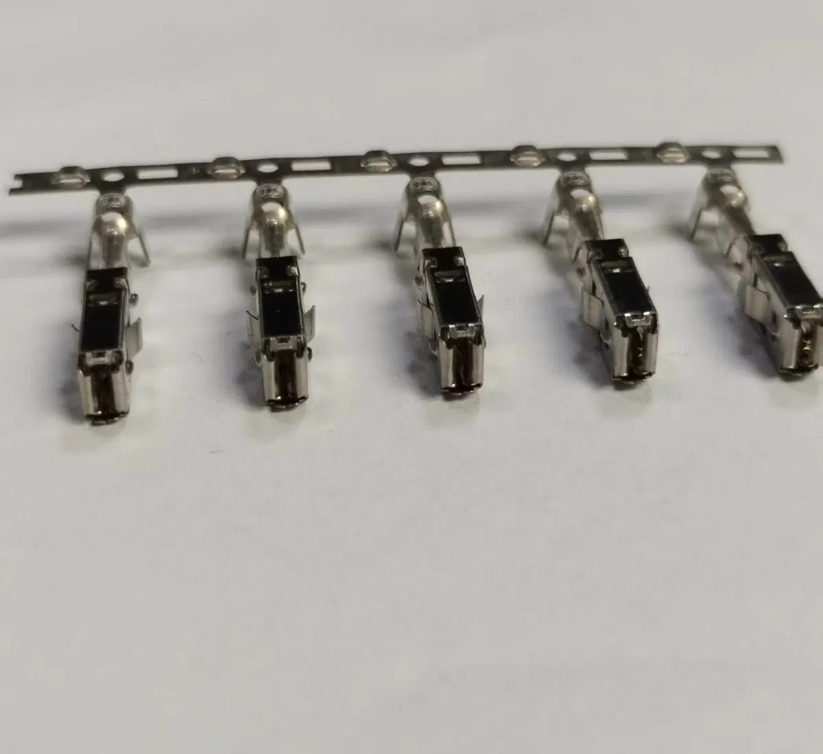 Spring Hook Female Terminal DJ621-D9.5 - Heavy Duty Automotive Wiring