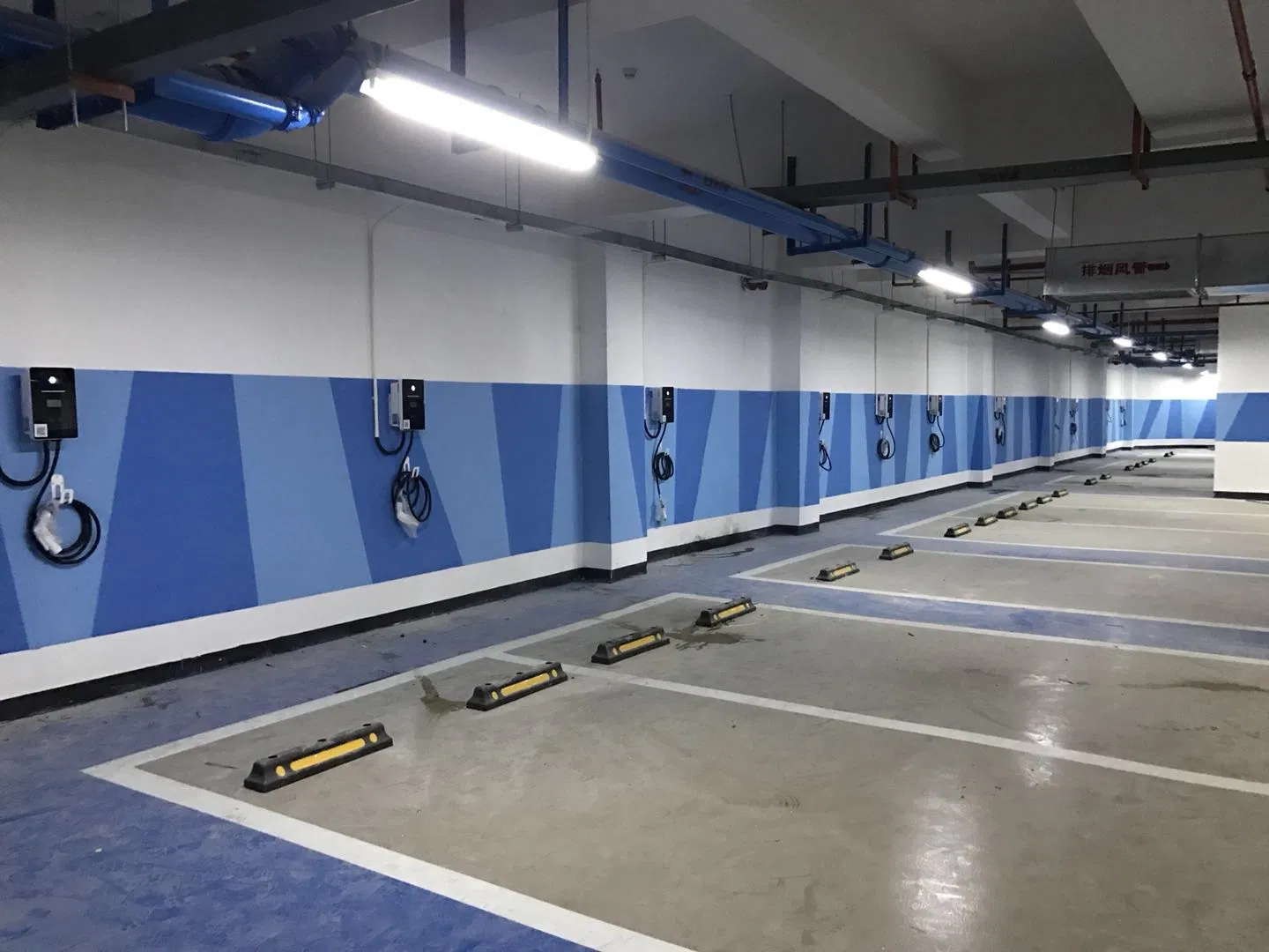 Wall Mounted Small DC Fast Charging Pile