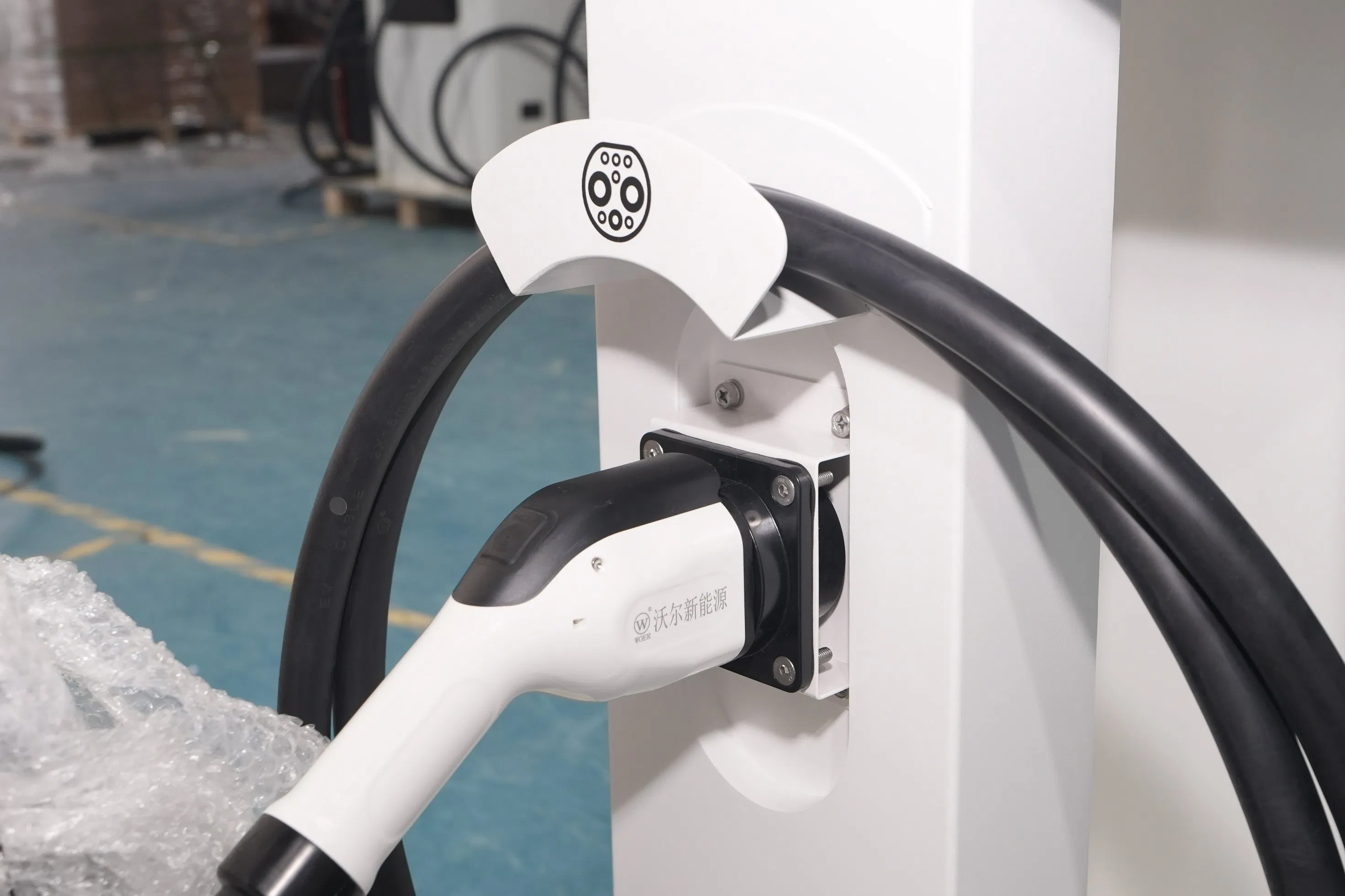 CCS2 Chademo Gbt Ocpp DC Fast Solar 60kw 80kw 120kw Floor Mounted EV Car Station Charger Electric Car Dcdc Charger Station